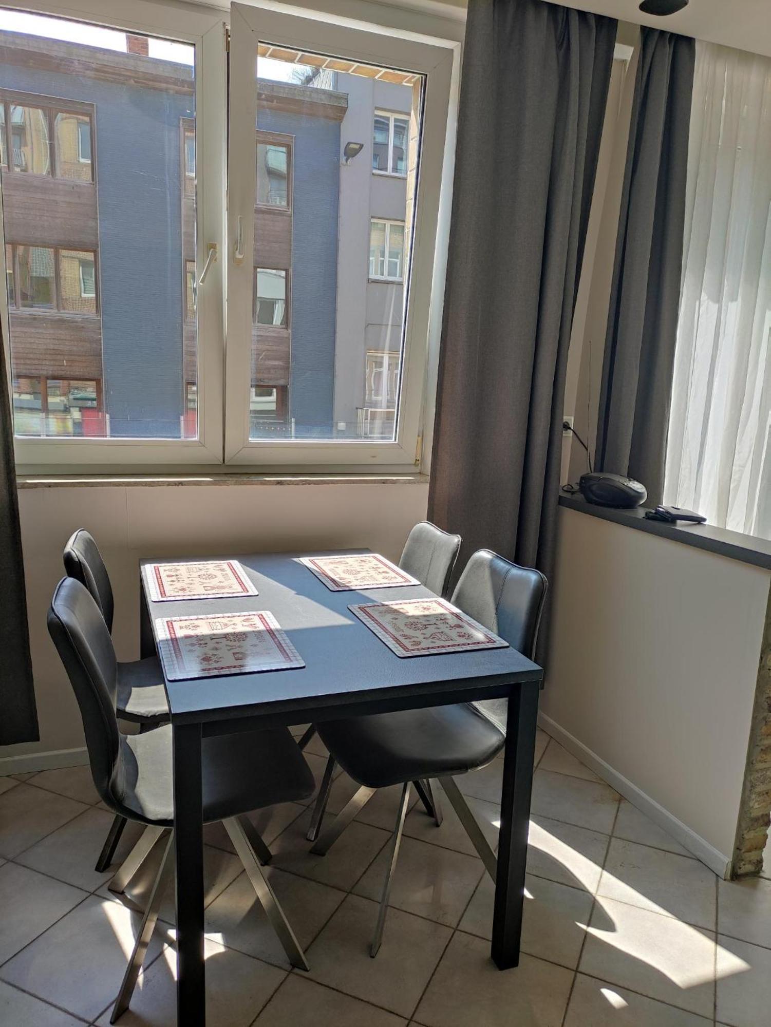 Residentie Sael Aan Zee Apartment De Panne Bagian luar foto